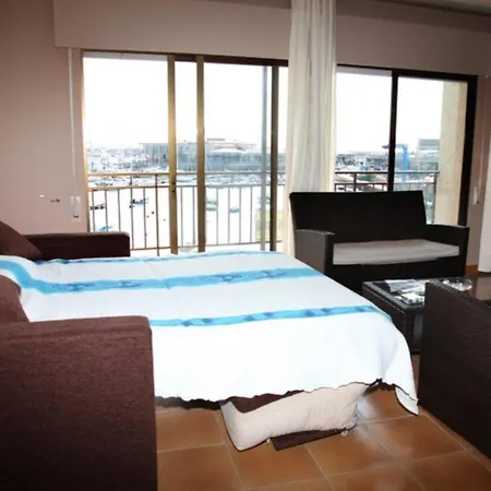 - 1 Bedroom With Sea Views - 0582 סנשנשו